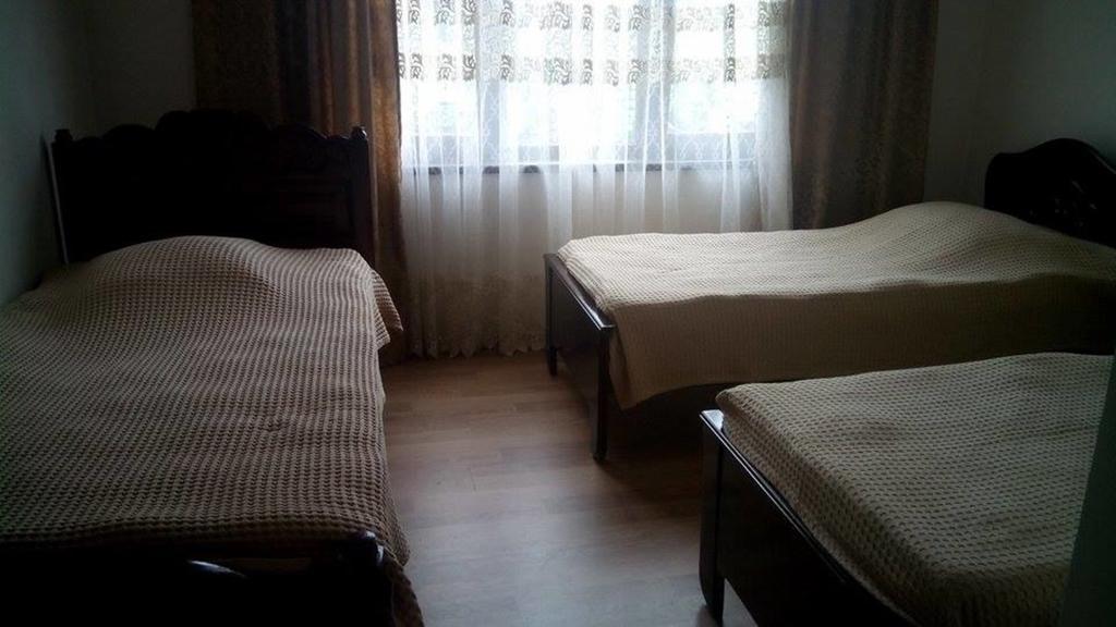Guest House Batumi Eksteriør billede